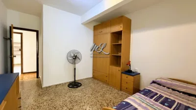 Piso en alquiler en Calle de Burdeos, Palomarejos (Distrito Zona Nueva. Toledo Capital) de 320 €<span>/mes</span>
