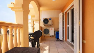 Apartment on Arquitecto Julian Laguna Street photo 7