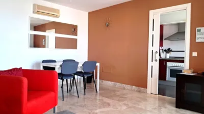 Apartment on Arquitecto Julian Laguna Street photo 11