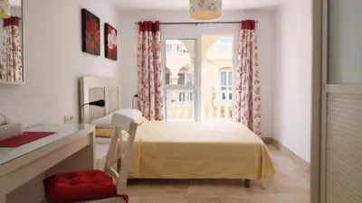 Apartment on Arquitecto Julian Laguna Street photo 19