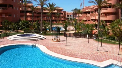 Apartamento en calle Mirafondo photo 26