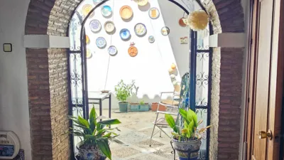 House in the Centre photo 10