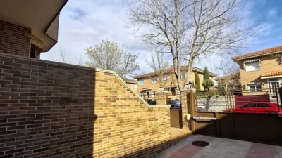Semi-detached house on Calle de Luxemburgo photo 10
