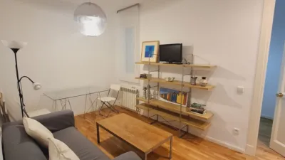 Piso en alquiler en Calle de Santa Engracia, cerca de Calle de Ríos Rosas - Imagen 3