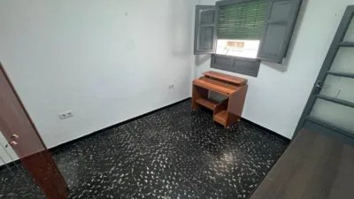 Piso en venta en Calle del Padre Viñas, cerca de Carrer de Sant Joan de la Penya, Orriols (Distrito Rascanya. València Capital) de 147.000 €
