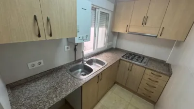 Piso en venta en Calle del Padre Viñas, cerca de Carrer de Sant Joan de la Penya, Orriols (Distrito Rascanya. València Capital) de 147.000 €