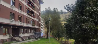 Piso en venta en Calle de Laburdi, Llodio - Laudio de 235.000 €