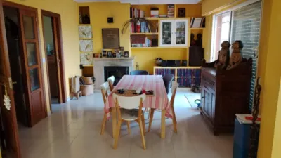 Semi-detached chalet on Els Olms Street photo 2