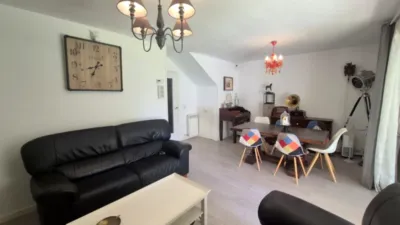 Duplex in Sector III photo 4