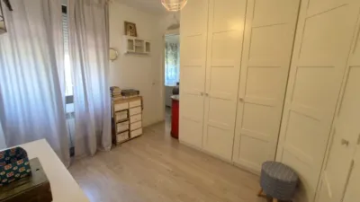 Duplex in Sector III photo 25