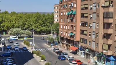 Piso en alquiler en Avenida de Pío XII, Tres Olivos-La Piedad (Talavera de la Reina) de 700 €<span>/mes</span>