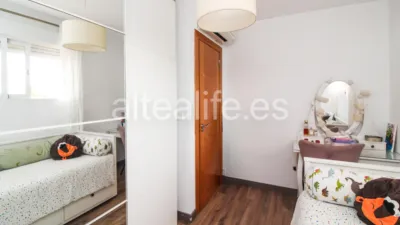 Flat in Camino del Algar photo 38