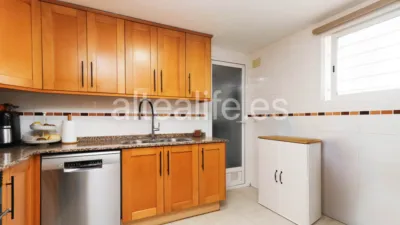 Flat in Camino del Algar photo 18