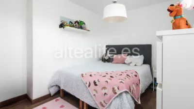 Flat in Camino del Algar photo 29