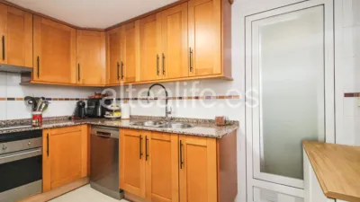 Flat in Camino del Algar photo 16