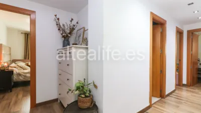Flat in Camino del Algar photo 19