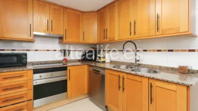Flat in Camino del Algar photo 13