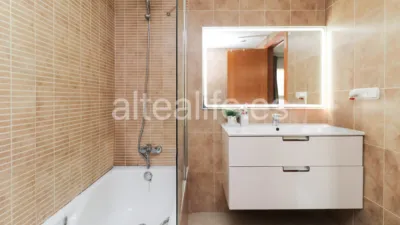 Flat in Camino del Algar photo 23