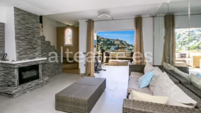 Semi-detached chalet on Lotería Street photo 5
