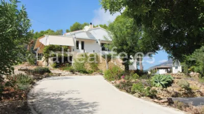 Rustic house on Carretera Callosa D´En Sarria street photo 58