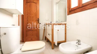Apartment on Carrer de Miguel Hernández photo 26