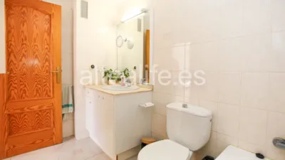 Apartment on Carrer de Miguel Hernández photo 33