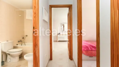 Apartment on Carrer de Miguel Hernández photo 28