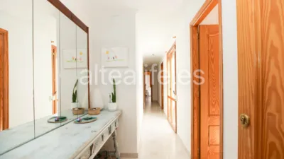Apartment on Carrer de Miguel Hernández photo 44