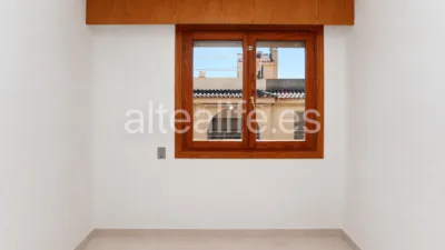 Apartment on Carrer de Miguel Hernández photo 36