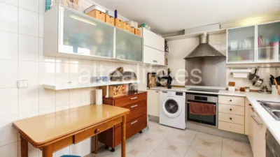 Apartment on Carrer de Miguel Hernández photo 16