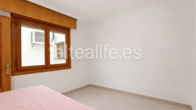 Apartment on Carrer de Miguel Hernández photo 41