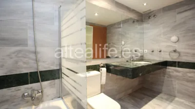 Piso en calle Xaloc photo 32