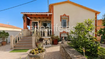 Detached House on Avenida de las Acacias photo 4