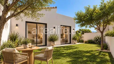 Semi-detached chalet on Calle Cap Roig photo 8