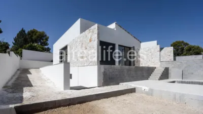 Semi-detached chalet on Calle Cap Roig photo 19