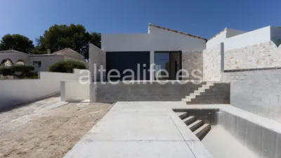 Semi-detached chalet on Calle Cap Roig photo 17