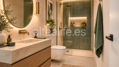 Semi-detached chalet on Calle Cap Roig photo 14