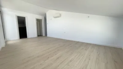 Duplex on Avinguda de Francesc Ribas photo 15