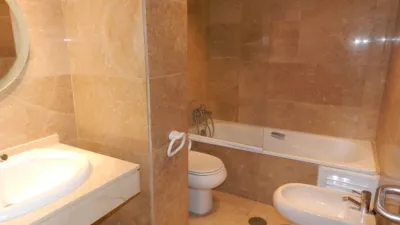 Apartment in Urbanización Los Cármenes El Hacho photo 16