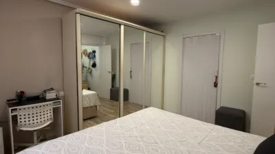Apartment in Plaça de l'Antic Regne de València photo 32