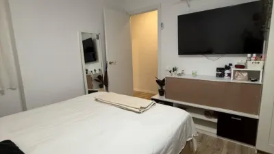 Apartment in Plaça de l'Antic Regne de València photo 15