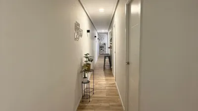 Apartment in Plaça de l'Antic Regne de València photo 28