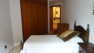 Flat on Calle Pujada Al Castell photo 19