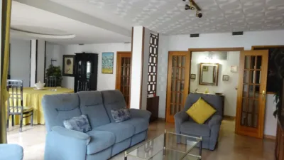 Flat on Calle Pujada Al Castell photo 4
