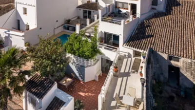 Terraced house on Carrer de Sant Francesc photo 2