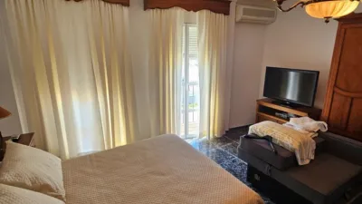 Apartment - View 5