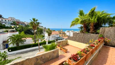 Semi-detached chalet in Llevantina-Montgavina-Quint-Mar-Garraf photo 2