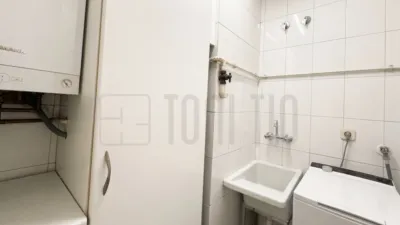 Apartment on Carrer de Bosch i Cardellach photo 10