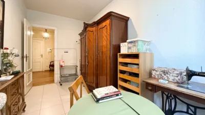 Apartment on Carrer de Bosch i Cardellach photo 23