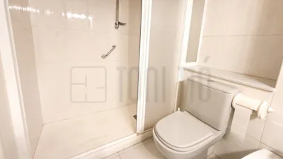 Apartment on Carrer de Bosch i Cardellach photo 3